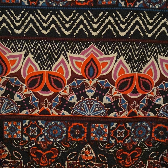 Cute Eye Candy Swing Top - Picture 3 of 3